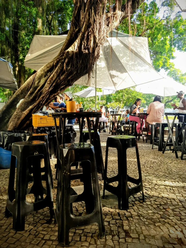 food_truck_in_flamengo_rio_04-768x1024