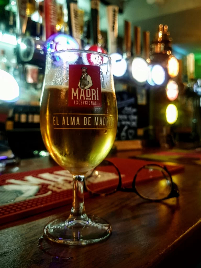 a_beer_at_the_rose_and_crown_wordsley-768x1024-1