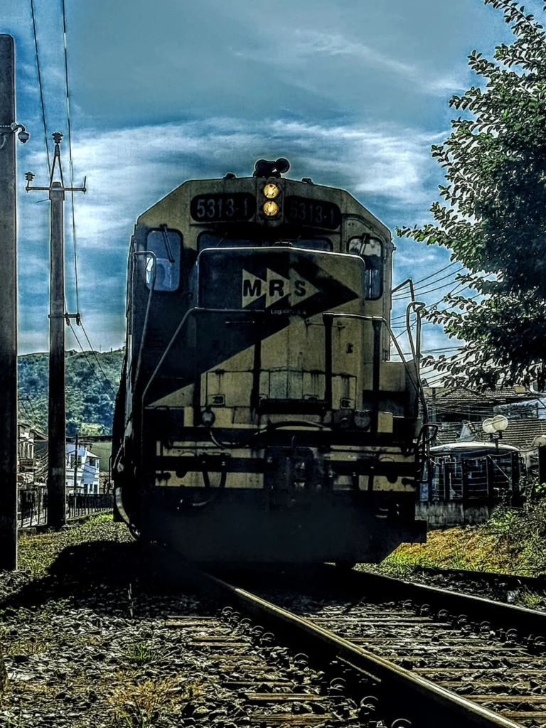 train_in_barra_do_pirai_rio_03-768x1024
