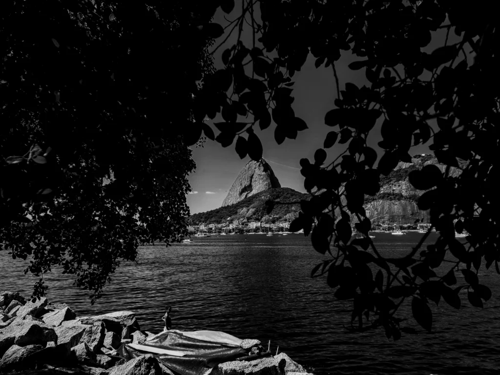 sugar_loaf_mountain_and_guanabara_bay_rio-1024x768