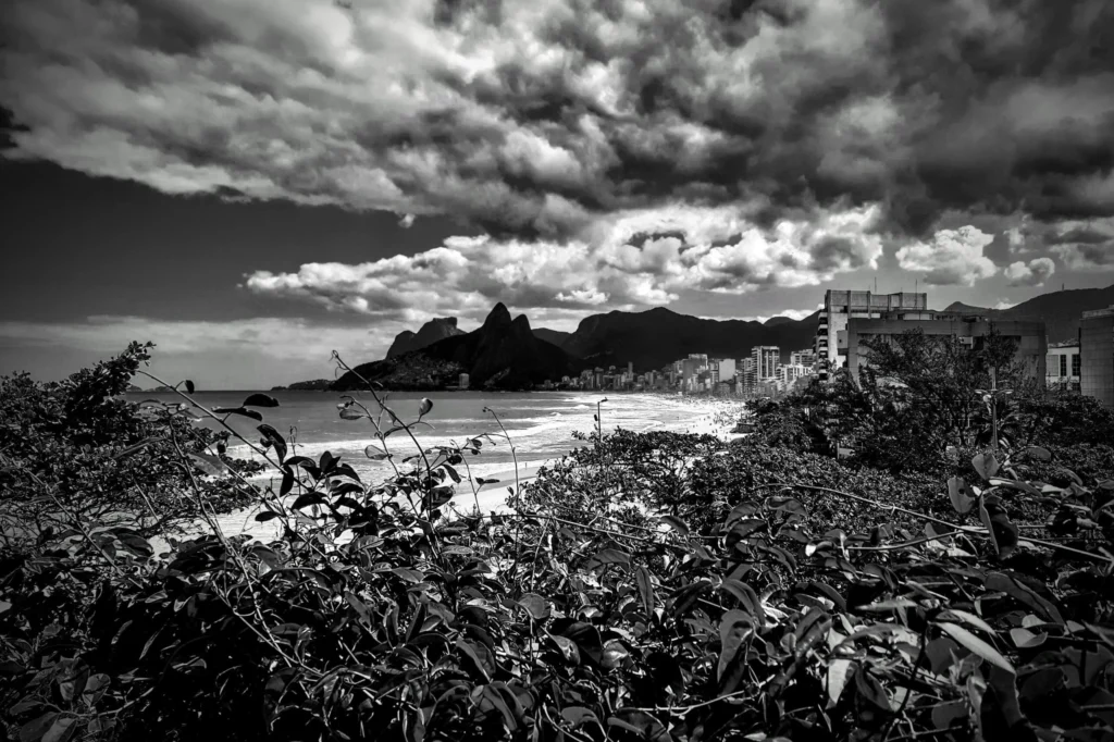 ipanema_leblon_beaches_and_arpoador_rio_023-1024x682