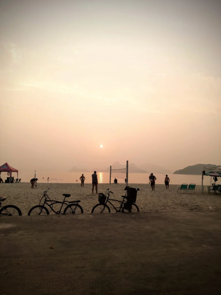 flamengo_beach_early_morning_rio-768x1024
