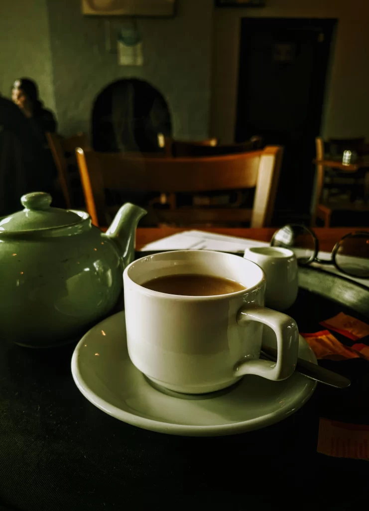 coffee_at_cafe_at_red_cone-741x1024