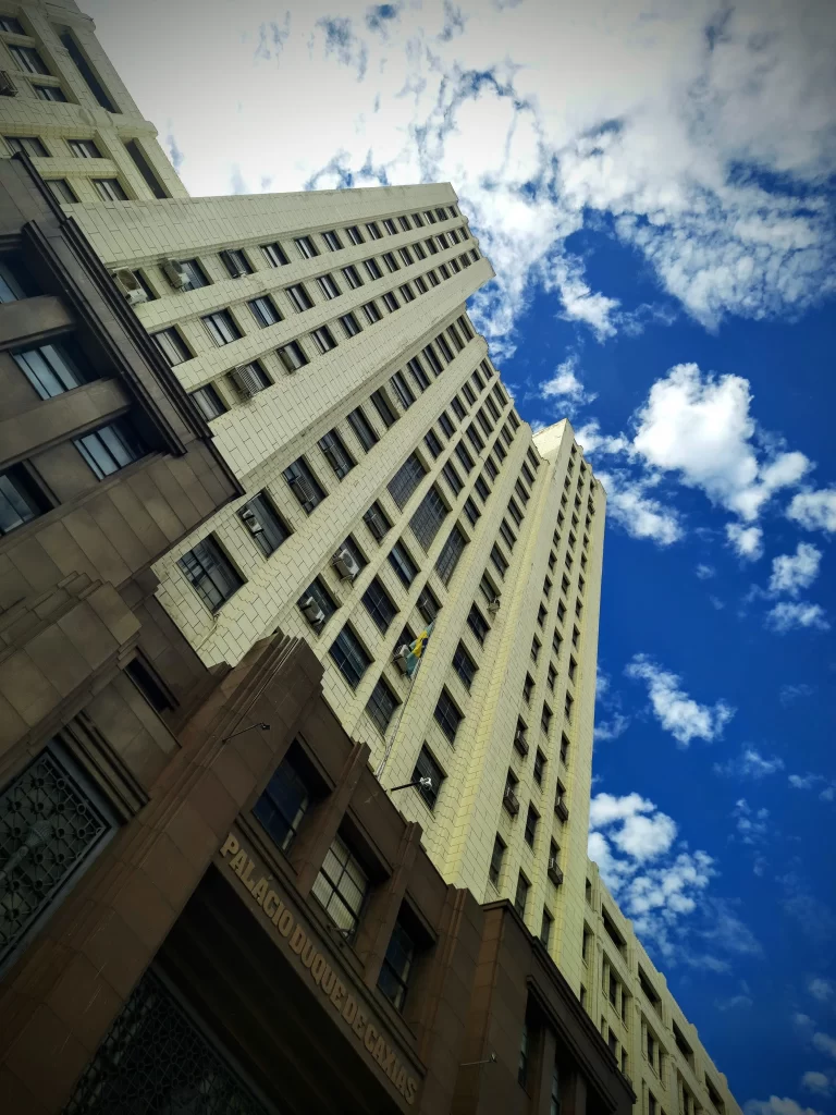 duque_caxias_palace_near_central_do_brazil_train_station_rio_02-768x1024