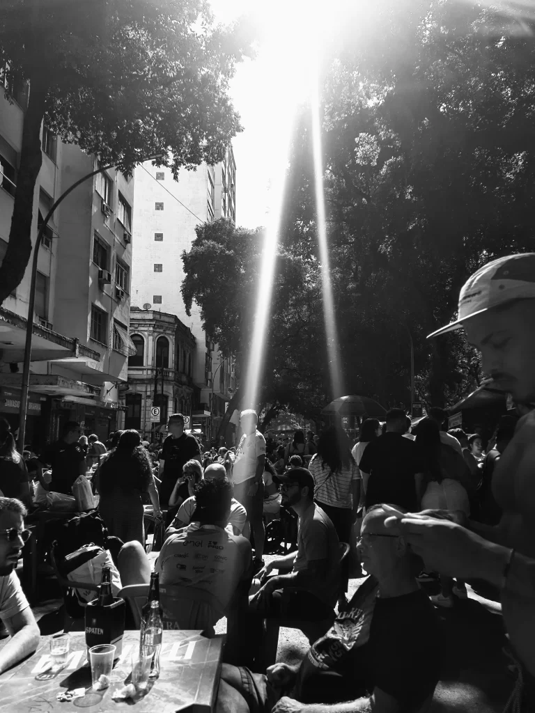 people_at_gloria_street_fair_-768x1024