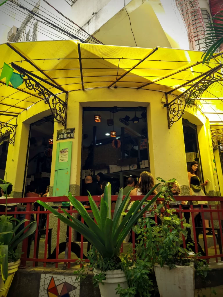 italian_restaurant_praca_maua_rio-768x1024