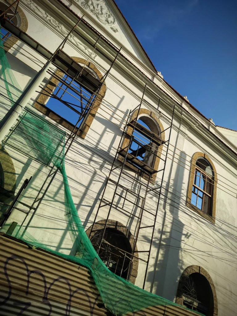 house_in_gamboa_rio-768x1024
