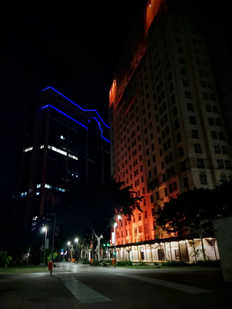 avenida_rio_branco_one_in_front_of_praca_maua_rio-768x1024