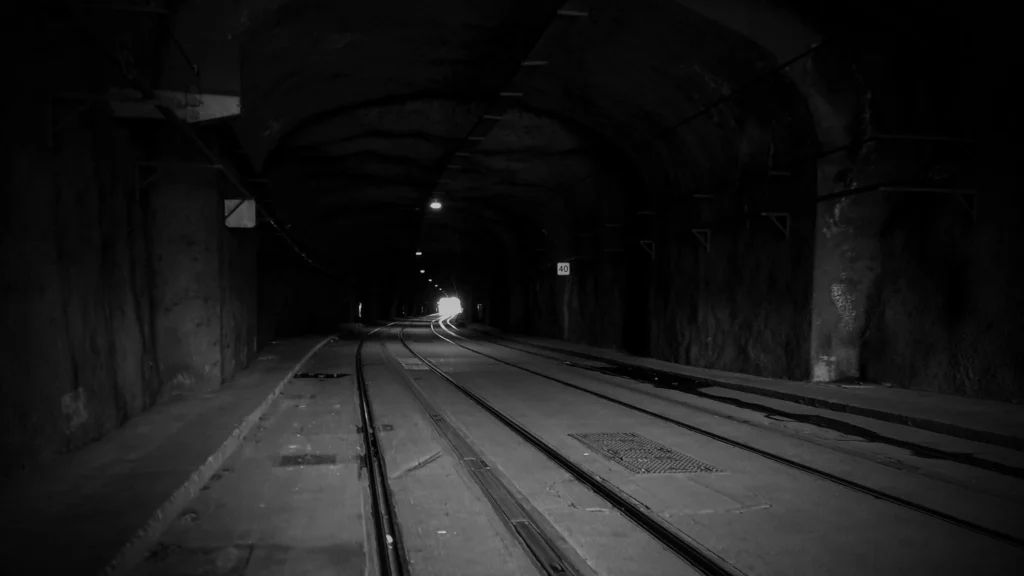 vlt_tunnel_connecting_gamboa_with_cental_rio-1024x576