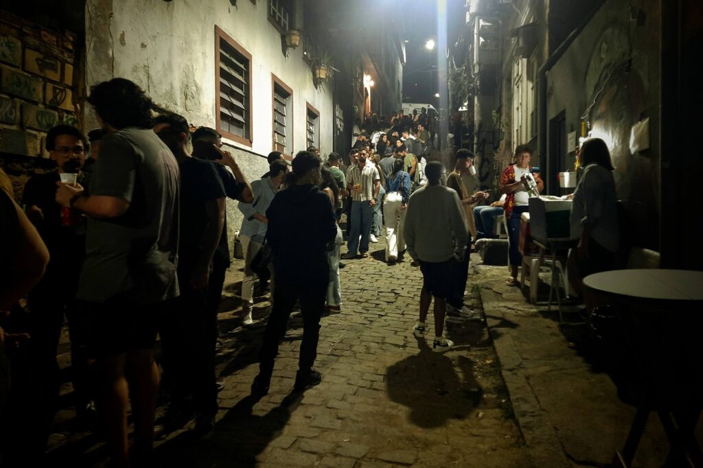 santo_cristo_at_night_rio-scaled